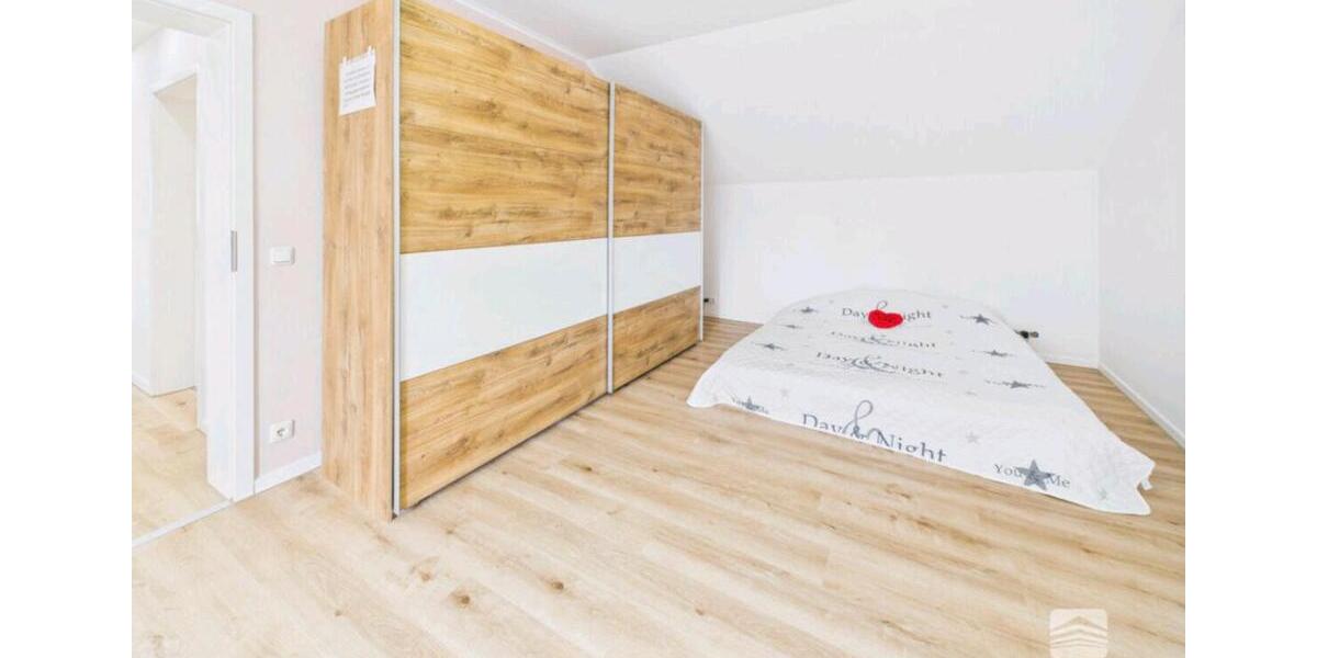 Etagenwohnung Heinsberg - 3 Zimmer, 135 m&sup2;, 1.100&euro; | Angebot:26005048