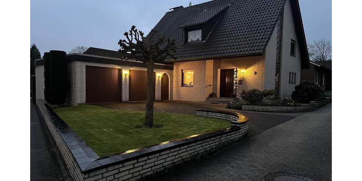 Einfamilienhaus Krefeld Traar - 5 Zimmer, 150 m&sup2;, 615.000&euro; | Angebot:25693359
