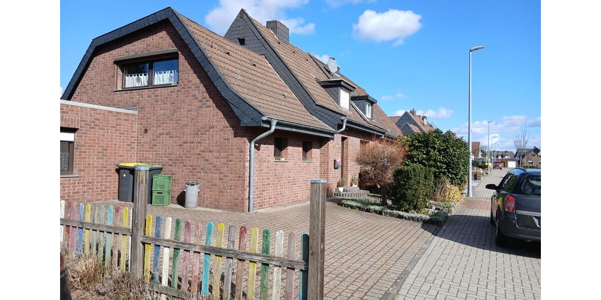 Doppelhaushälfte Wassenberg - 1 Zimmer, 144 m&sup2;, 260.000&euro; | Angebot:25964598