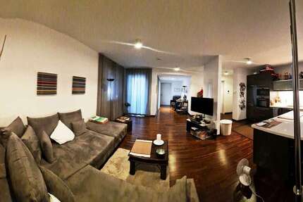 Zimmer Düsseldorf Stadtbezirk 3 - 2.5 Zimmer, 1.800&euro; | Angebot:25880609