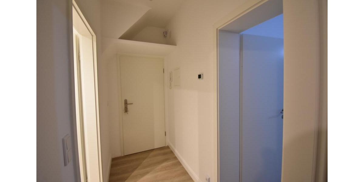 Etagenwohnung Düsseldorf Oberbilk - 1 Zimmer, 38 m&sup2;, 645&euro; | Angebot:24378774