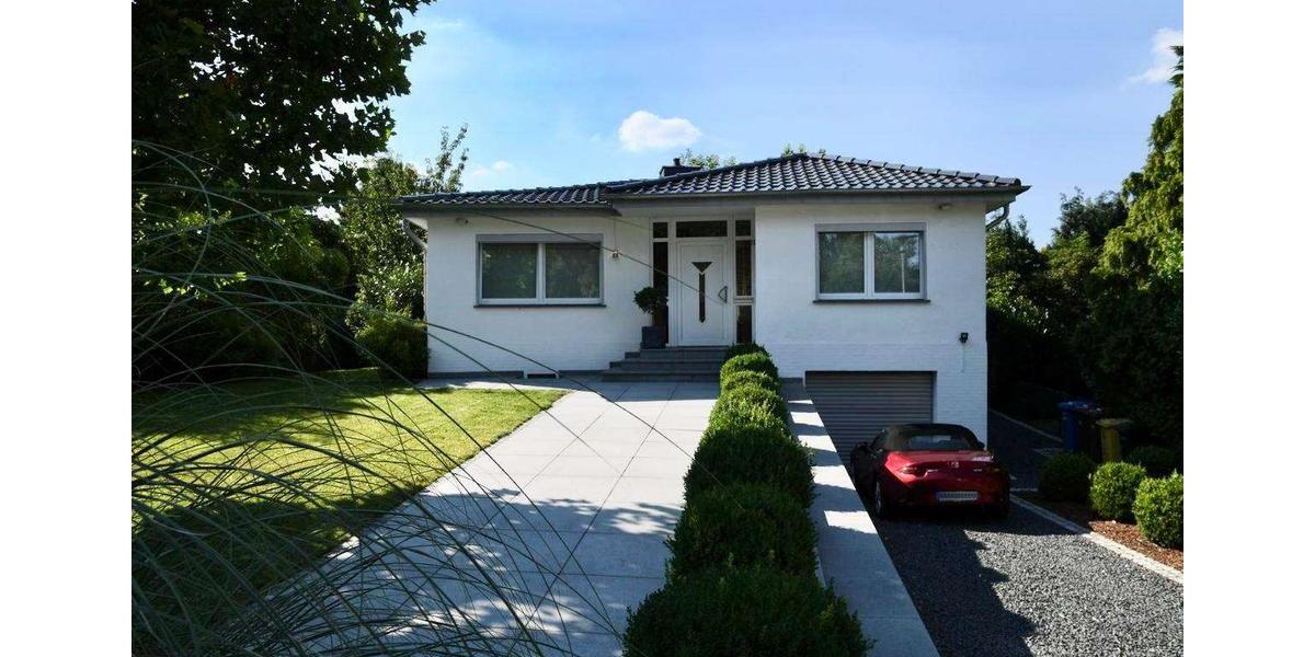 Einfamilienhaus Willich - 5 Zimmer, 150 m&sup2;, 3.350&euro; | Angebot:26461519