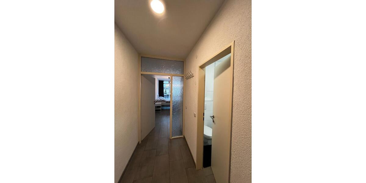 Etagenwohnung Krefeld - 1 Zimmer, 32 m&sup2;, 380&euro; | Angebot:26026049