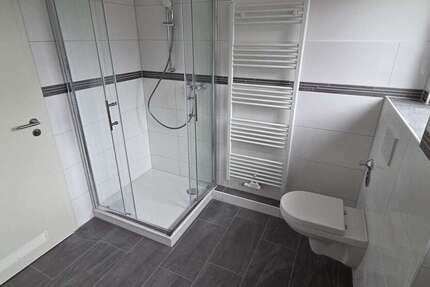 Wohnung Krefeld Krefeld-Mitte - 3 Zimmer, 77 m&sup2;, 660&euro; | Angebot:25849054