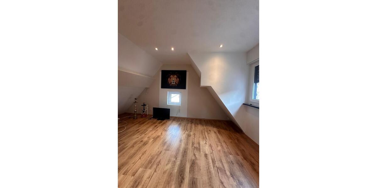 Reihenhaus Korschenbroich - 6 Zimmer, 157 m&sup2;, 365.000&euro; | Angebot:24853928