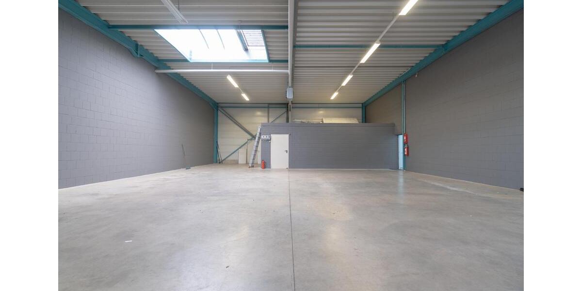 Gewerbeobjekt Mönchengladbach Süd - 2.500&euro; | Angebot:24909862