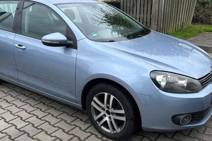 VW Golf 213.000 km 3.750 &euro; Neuss 41466