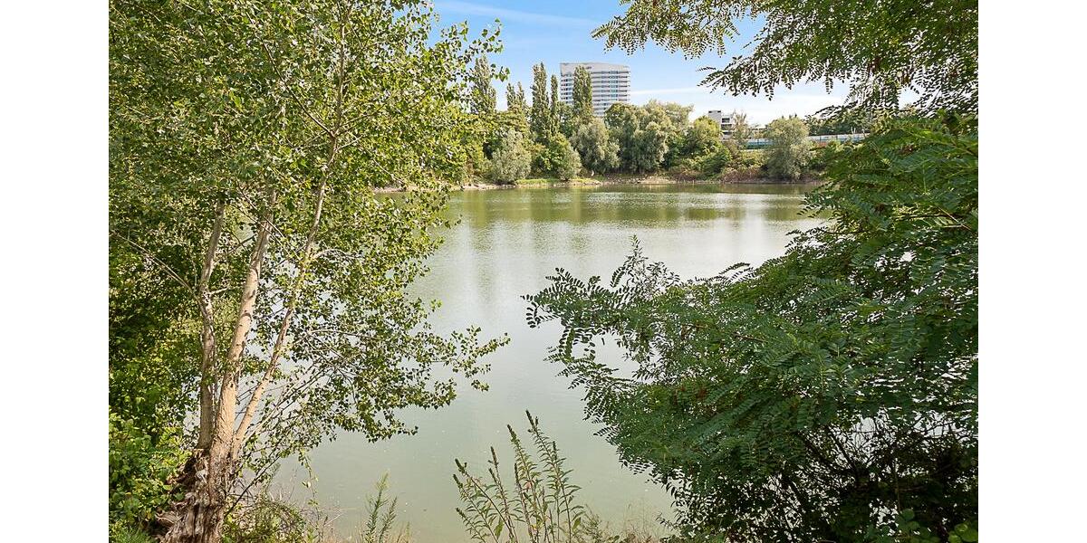 Etagenwohnung Düsseldorf Heerdt - 3 Zimmer, 93 m&sup2;, 1.486&euro; | Angebot:25917216