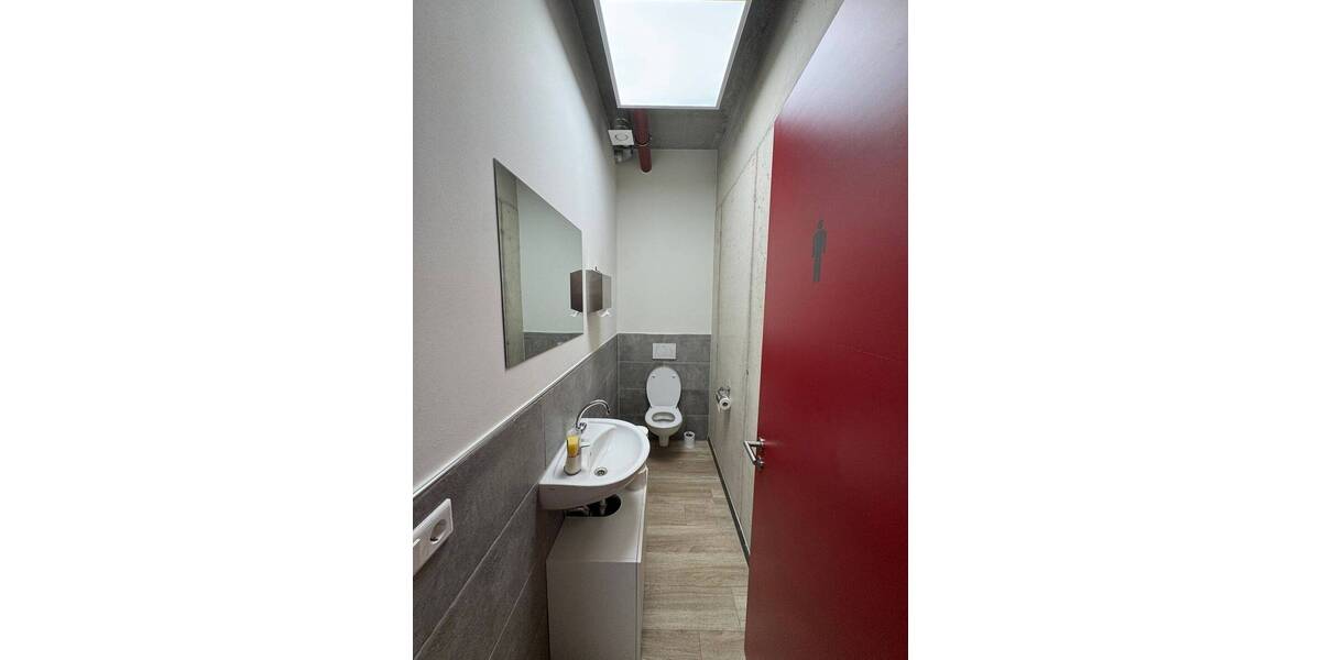 Gewerbeobjekt Neuss Furth-Süd - 6 Zimmer, 253 m&sup2;, 4.705&euro; | Angebot:26929239