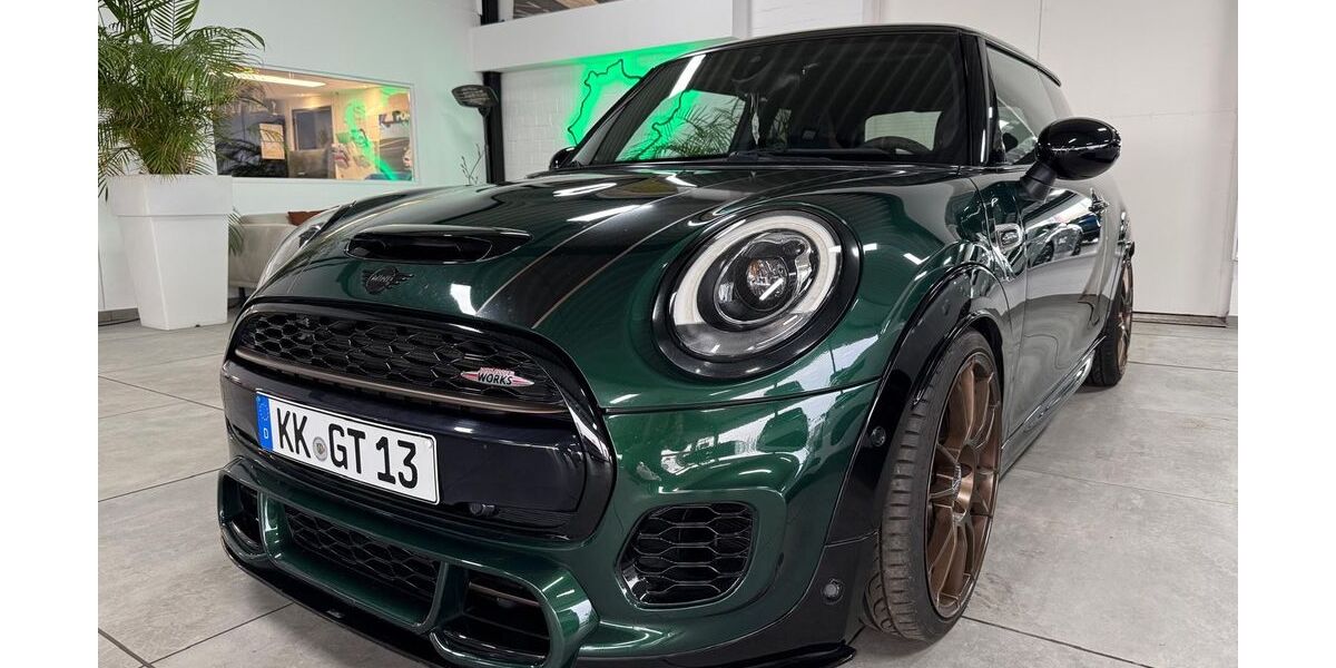 Mini John Cooper Works 71.300 km 30.900 &euro; Kempen 47906