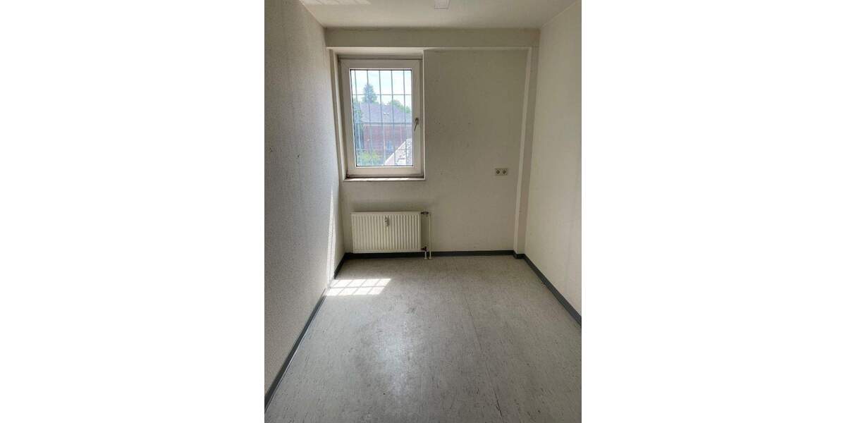 Gewerbeobjekt Krefeld Kempener Feld/Baakeshof - 2.580&euro; | Angebot:25870225