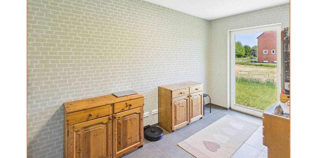 Etagenwohnung Heinsberg Dremmen - 3 Zimmer, 75 m&sup2;, 275.000&euro; | Angebot:26786629
