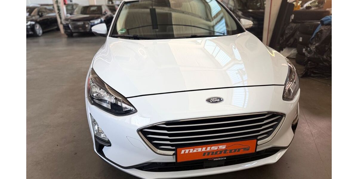 Ford Focus 137.300 km 8.980 &euro; Düsseldorf 40549