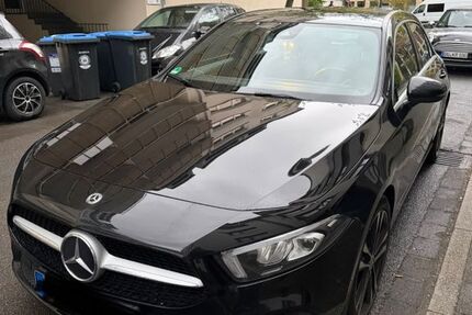 Mercedes-Benz A 180 83.000 km 17.000 &euro; Düsseldorf 40476