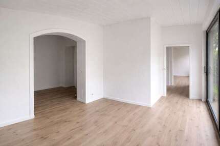 Wohnung Mönchengladbach Nord - 3 Zimmer, 90 m&sup2;, 1.250&euro; | Angebot:26928801
