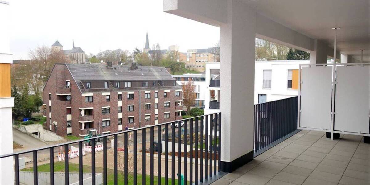 Etagenwohnung Mönchengladbach Stadtmitte - 4 Zimmer, 113 m&sup2;, 1.499&euro; | Angebot:26545278
