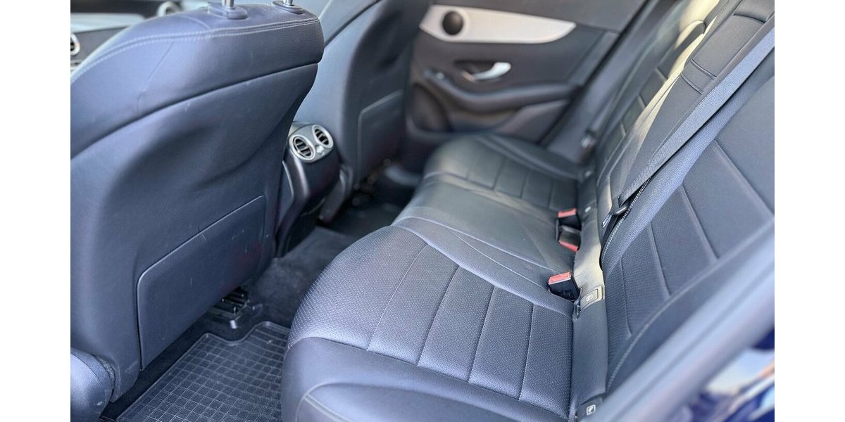 Mercedes-Benz GLC 220 d 4Matic / 1.Hd / MBUX / Kamera / Leder 99.000 km 32.490 &euro; Mönchengladbach 41066