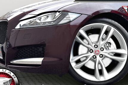 Jaguar XF 76.721 km 8.490 &euro; Düsseldorf 40625