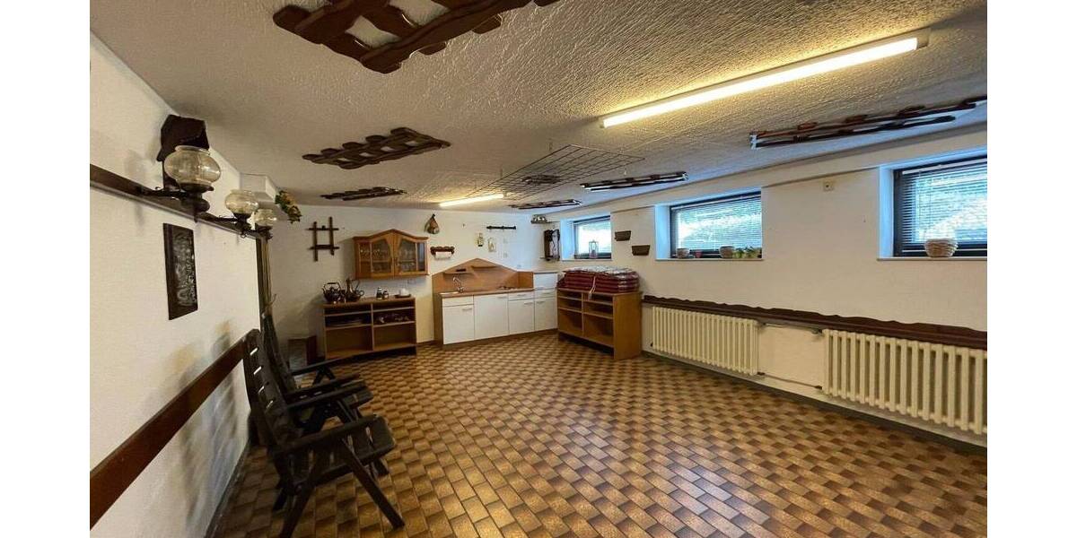 Bungalow Moers Kapellen-Mitte - 5 Zimmer, 121 m&sup2;, 425.000&euro; | Angebot:25984255