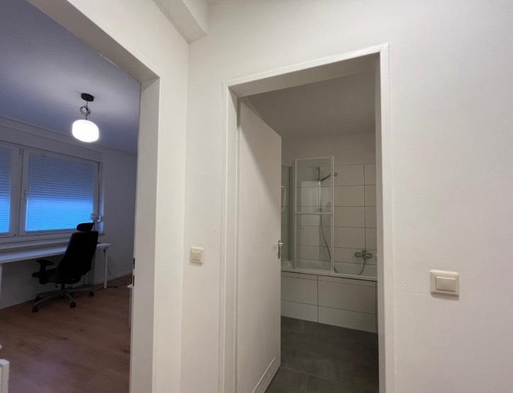 Erdgeschoßwohnung Düsseldorf Oberbilk - 1 Zimmer, 28 m&sup2;, 545&euro; | Angebot:25613688