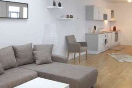 Zimmer Düsseldorf Heerdt - 2 Zimmer, 1.600&euro; | Angebot:23186314