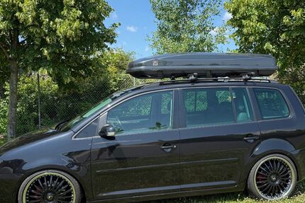 VW Touran 129.000 km 8.111 &euro; Viersen 41751