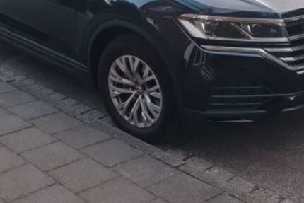 VW Touareg 107.000 km 33.700 &euro; Mönchengladbach 41068