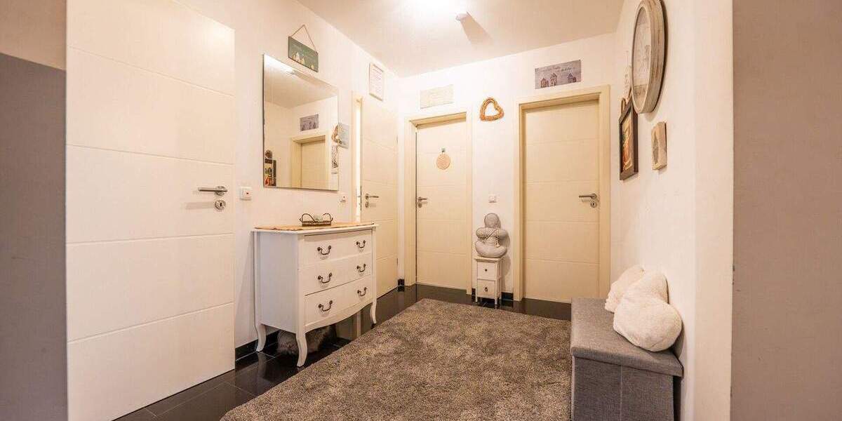 Etagenwohnung Mönchengladbach / Wickrath Wickrath - 4 Zimmer, 78 m&sup2;, 165.000&euro; | Angebot:25771819