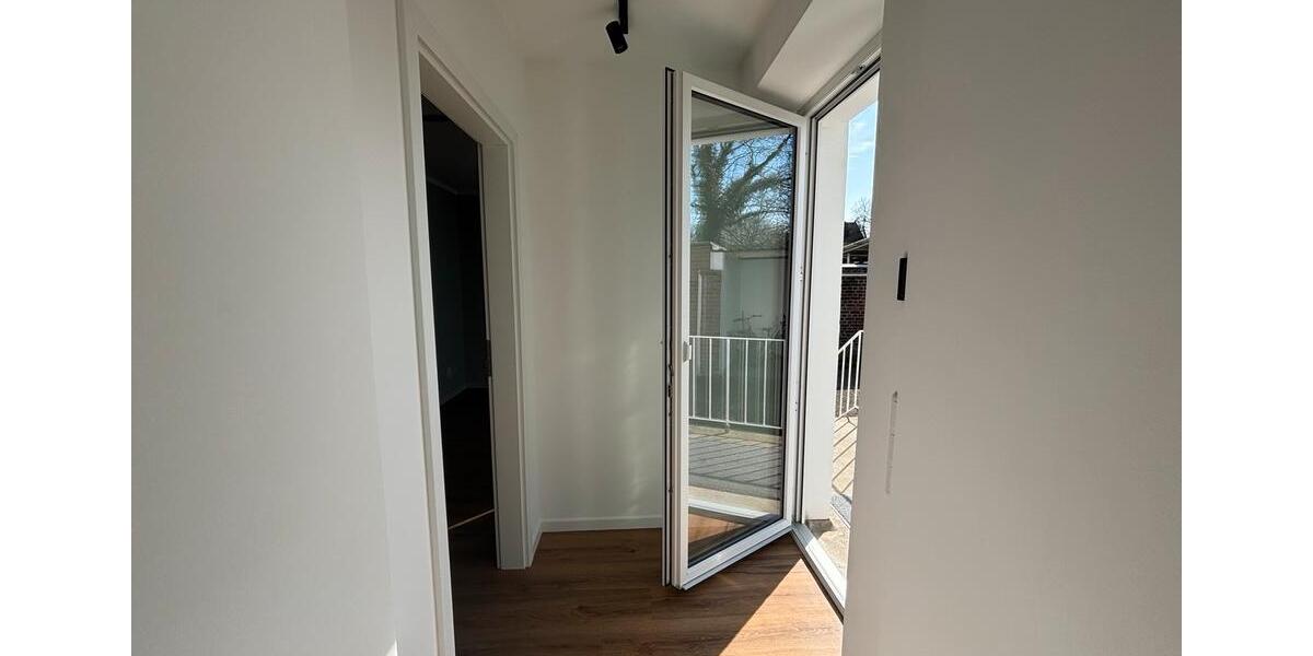 Erdgeschoßwohnung Krefeld Benrad - 3 Zimmer, 84 m&sup2;, 1.250&euro; | Angebot:25994208