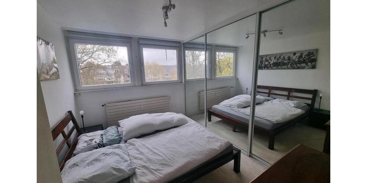 Dachgeschoßwohnung Düsseldorf Stadtbezirk 2 - 2 Zimmer, 66 m&sup2;, 1.056&euro; | Angebot:26013851