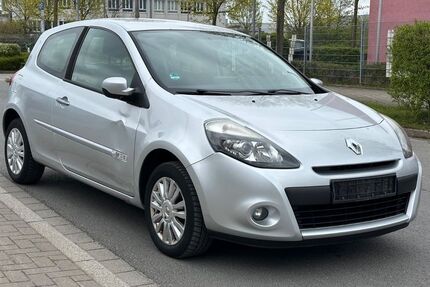Renault Clio 205.000 km 2.199 &euro; Neuss 41460