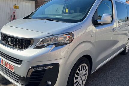 Peugeot Traveller 118.000 km 19.990 &euro; Neuss 41462