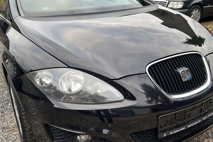 Seat Leon 124.200 km 5.299 &euro; Kaarst 41564