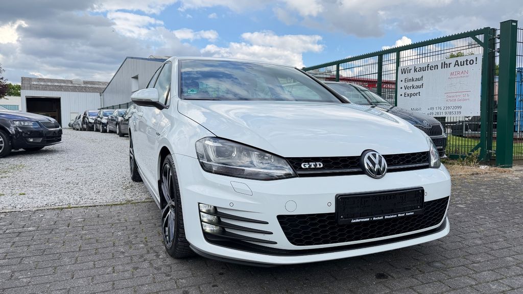 VW Golf 169.000 km 14.699 &euro; Geldern 47608