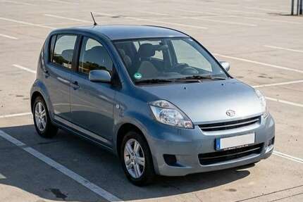 Daihatsu Sirion 190.000 km 2.500 &euro; Krefeld 47805