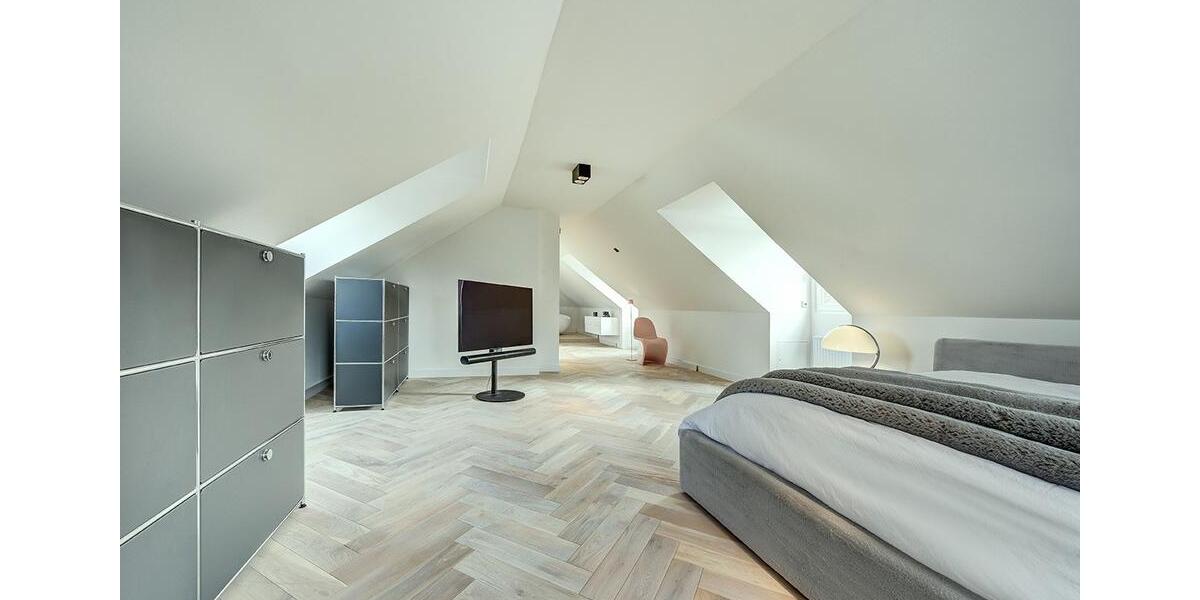 Villa Meerbusch Kierst - 6 Zimmer, 281 m&sup2;, 1.690.000&euro; | Angebot:26658449