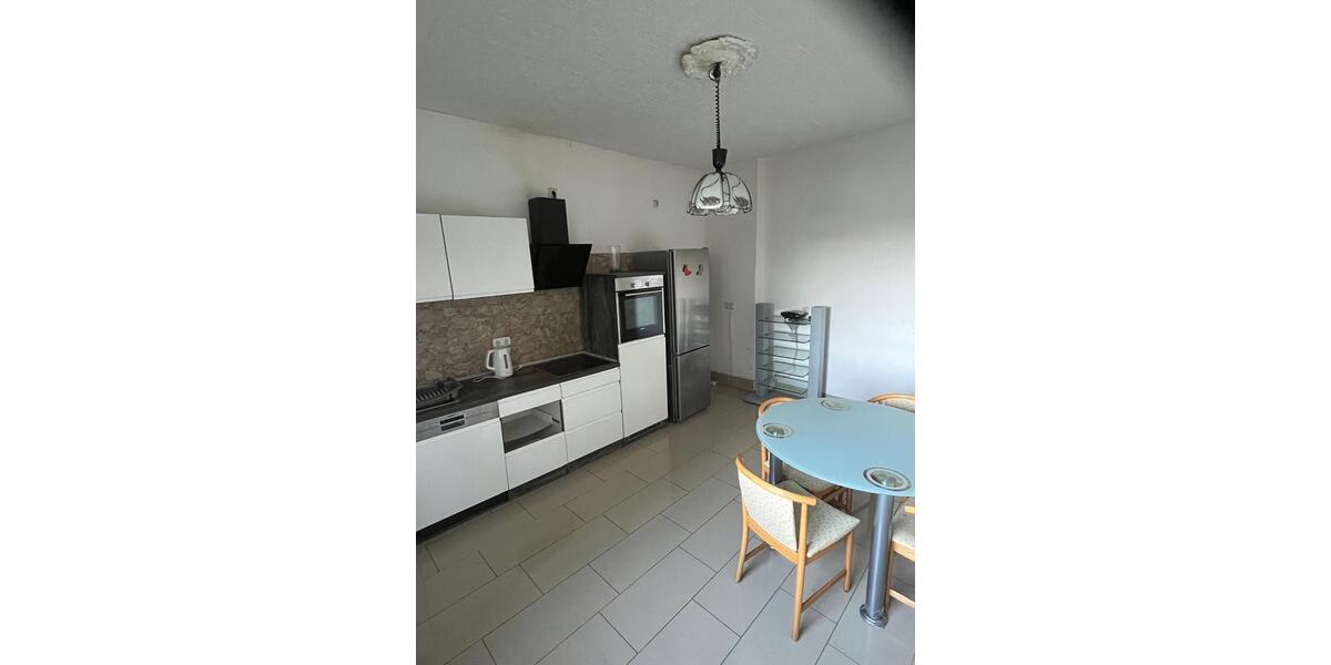 Etagenwohnung Krefeld Benrad - 2 Zimmer, 82 m&sup2;, 943&euro; | Angebot:25281768