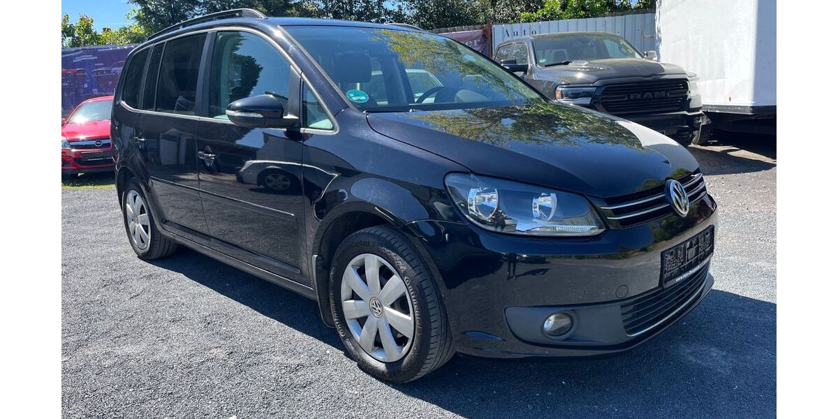 VW Touran 270.000 km 4.540 &euro; Krefeld 47809