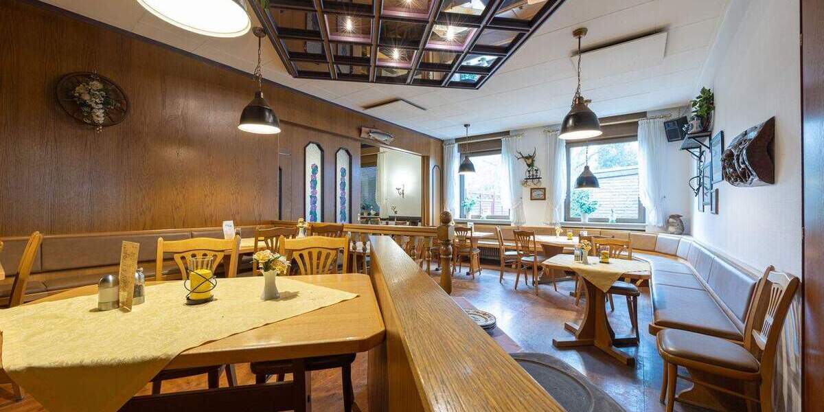 Mehrfamilienhaus, Wohnhaus Moers Kapellen-Mitte - 1 Zimmer, 220 m&sup2;, 599.000&euro; | Angebot:25692292