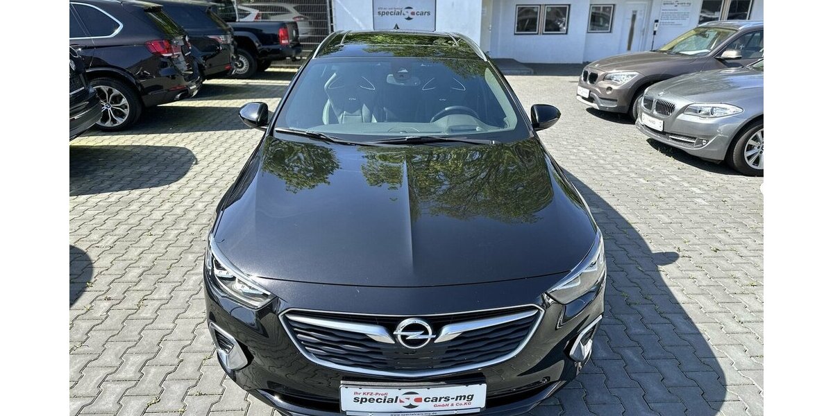Opel Insignia B Sports Tourer GSi 4x4 / Headup / Pano 140.000 km 11.890 &euro; Mönchengladbach 41066