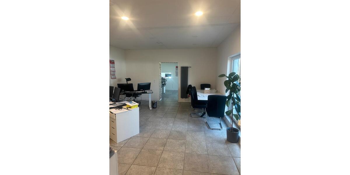 Gewerbeobjekt Mönchengladbach Süd - 1.650&euro; | Angebot:25970100