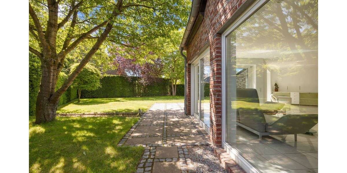 Einfamilienhaus Neuss Rosellen - 5 Zimmer, 196 m&sup2;, 940.000&euro; | Angebot:26840910