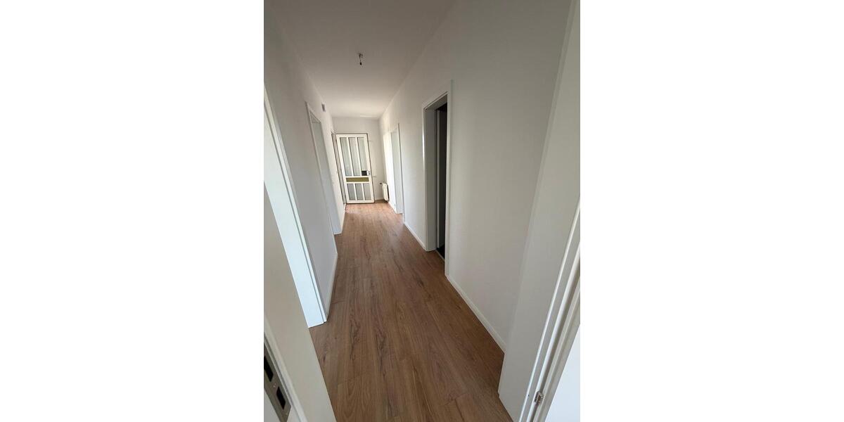 Etagenwohnung Brüggen - 3 Zimmer, 79 m&sup2;, 850&euro; | Angebot:25992885