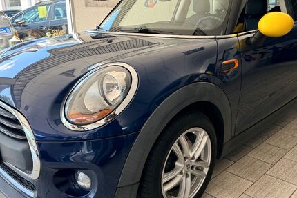 Mini One First 42.255 km 9.999 &euro; Grefrath-Oedt 47929