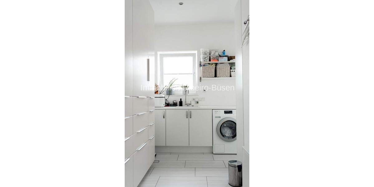 Einfamilienhaus Mönchengladbach / Bettrath-Hoven Bettrath - 5 Zimmer, 175 m&sup2;, 945.000&euro; | Angebot:25698225