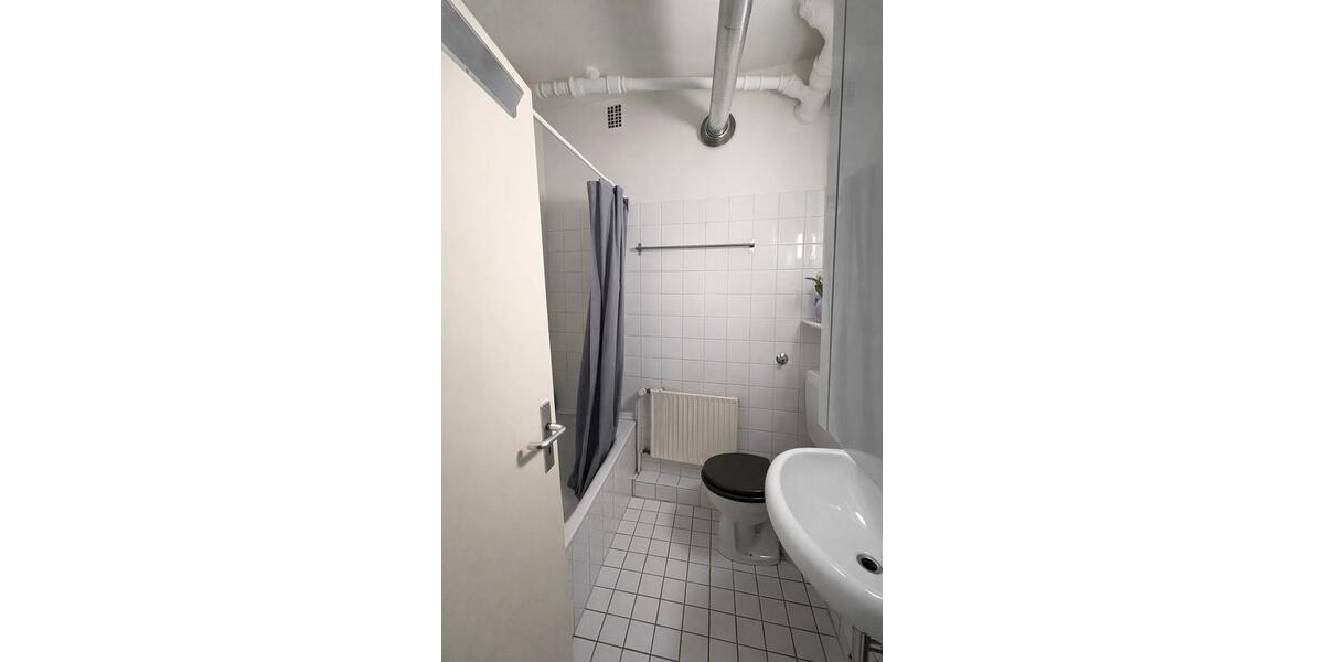 Etagenwohnung Meerbusch Kierst - 2 Zimmer, 65 m&sup2;, 650&euro; | Angebot:26031705