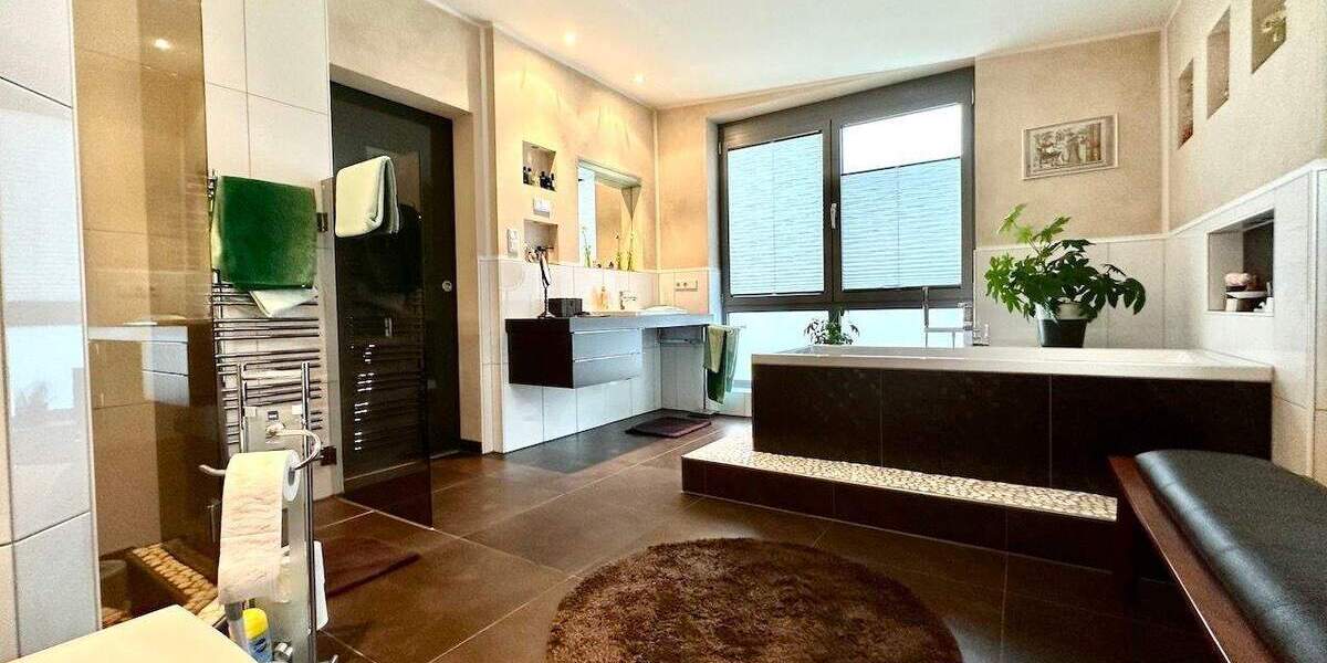 Einfamilienhaus Neuss Rosellen - 5 Zimmer, 215 m&sup2;, 998.000&euro; | Angebot:25736807