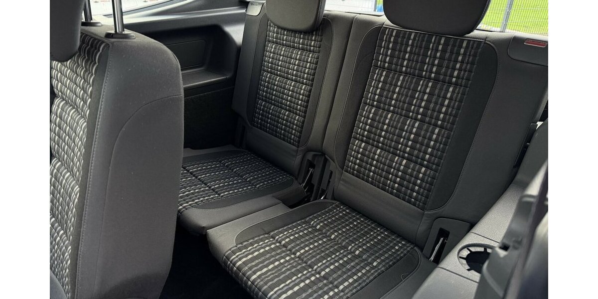 VW Touran Cross / 2,0 TDI / 170 PS / PANO / 7 Sitze 185.000 km 12.790 &euro; Mönchengladbach 41066