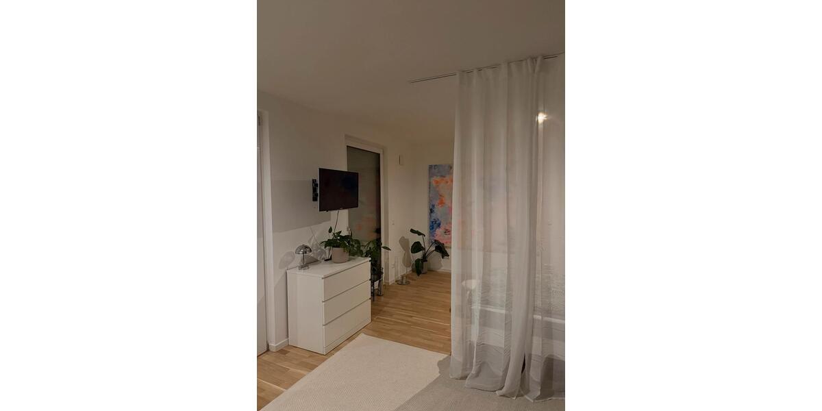 Erdgeschoßwohnung Mönchengladbach Nord - 1 Zimmer, 38 m&sup2;, 725&euro; | Angebot:25792070