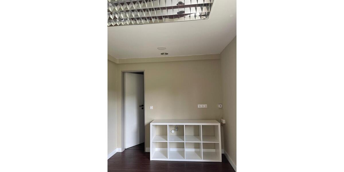 Gewerbeobjekt Düsseldorf Niederkassel - 210&euro; | Angebot:24871720